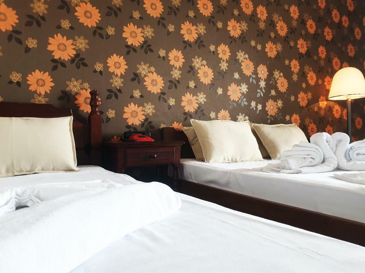 Hotel Sumadija Rafailovici Bečići Quarto foto